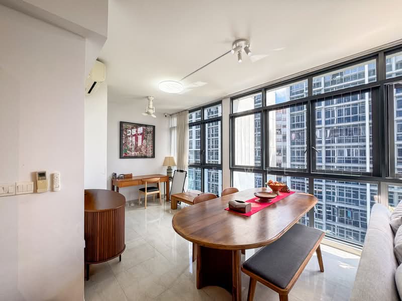 Symphony Suites Condominium For Sale at S$ 1,480,000 | PropertyGuru Singapore - Dining Room