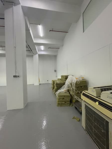 Foo Wah Industrial Building, 45 Jalan Pemimpin, 2,200 sqft, Light Industrial (B1) For Rent, by Veron Ng, 500090495 - Interior - CommercialGuru.com.sg