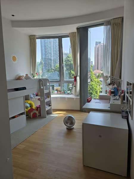 Cliveden at Grange, 102 Grange Road, 4 Bedrooms, 2,842 sqft, Condominium For Rent, by Audrey Je, 500090499 - Bedroom - PropertyGuru.com.sg