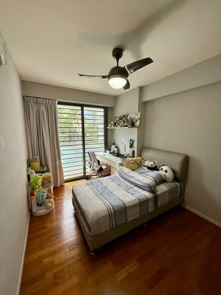 308A Punggol Walk HDB Flat For Sale at S$ 718,000 | PropertyGuru Singapore - Bedroom