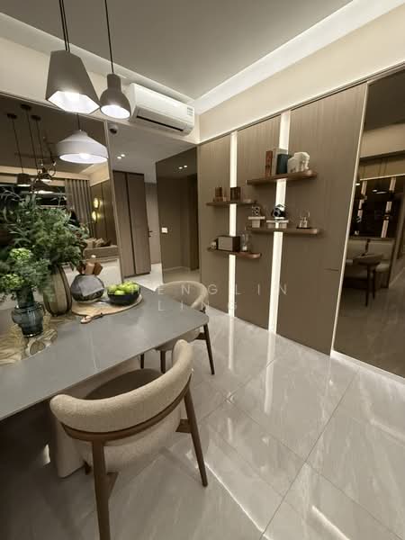 PARKTOWN Residence Condominium For Sale at S$ 2,542,000 | PropertyGuru Singapore - Dining Room
