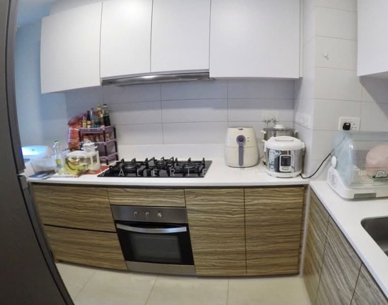 Ripple Bay, 4 Pasir Ris Link, Room Rental, 100 sqft, Condominium For Rent, by Valerie Wee, 500090510 - Kitchen - PropertyGuru.com.sg