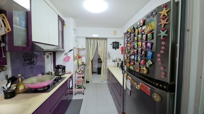 623B Punggol Central HDB Flat For Sale at S$ 680,000 | PropertyGuru Singapore - Kitchen