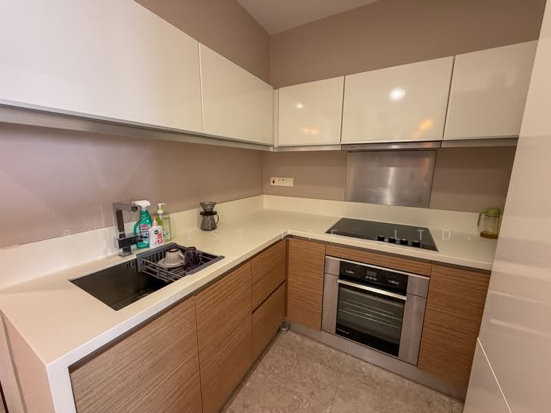 Marina Bay Residences Condominium For Sale at S$ 1,698,000 | PropertyGuru Singapore - Kitchen