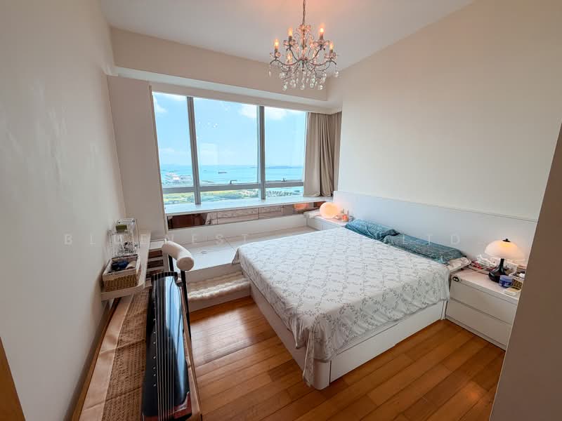 Marina Bay Residences Condominium For Sale at S$ 1,698,000 | PropertyGuru Singapore - Bedroom