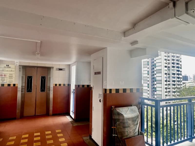 98 Whampoa Drive HDB Flat For Sale at S$ 410,000 | PropertyGuru Singapore - Corridor