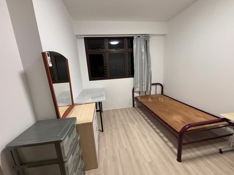 402A Lorong 1 Toa Payoh, Lorong 1 Toa Payoh, Room Rental, 150 sqft, HDB Flat For Rent, by Zedson Tan, 500090524 - Bedroom - PropertyGuru.com.sg