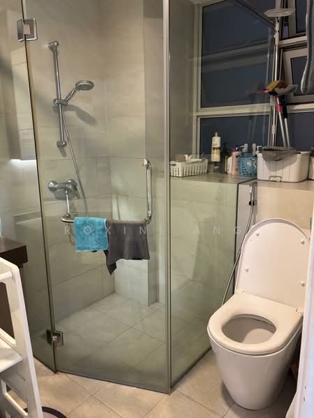 The Sensoria, 1 Jalan Ulu Sembawang, 2 Bedrooms, 1,098 sqft, Condominium For Rent, by Roxine Ang, 500090531 - Bathroom - PropertyGuru.com.sg