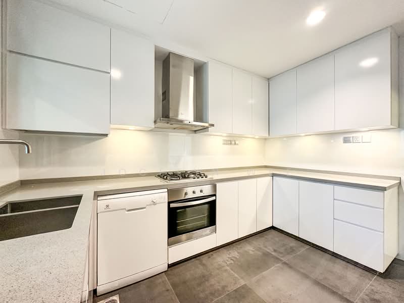 NassimVille, 11 Nassim Road, 3 Bedrooms, 1,520 sqft, Apartment For Rent, by Jocelyn Wee, 500090533 - Kitchen - PropertyGuru.com.sg