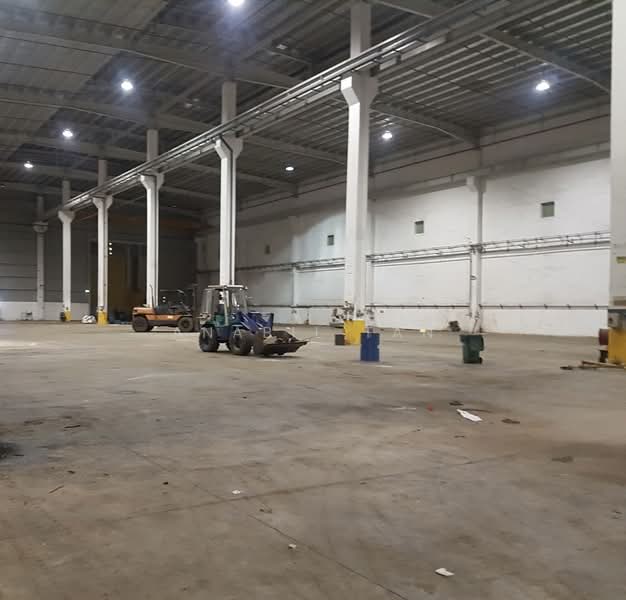 High Ceiling Workshop with 5 / 10 Ton Cranes, Boon Lay / Jurong / Tuas, 18,000 sqft, Factory / Workshop (B2) For Rent, by Anabil Tan, 500090537 - Interior - CommercialGuru.com.sg