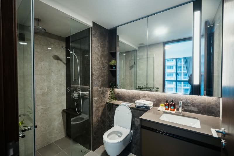 Tembusu Grand Condominium For Sale at S$ 1,999,000 | PropertyGuru Singapore - Bathroom