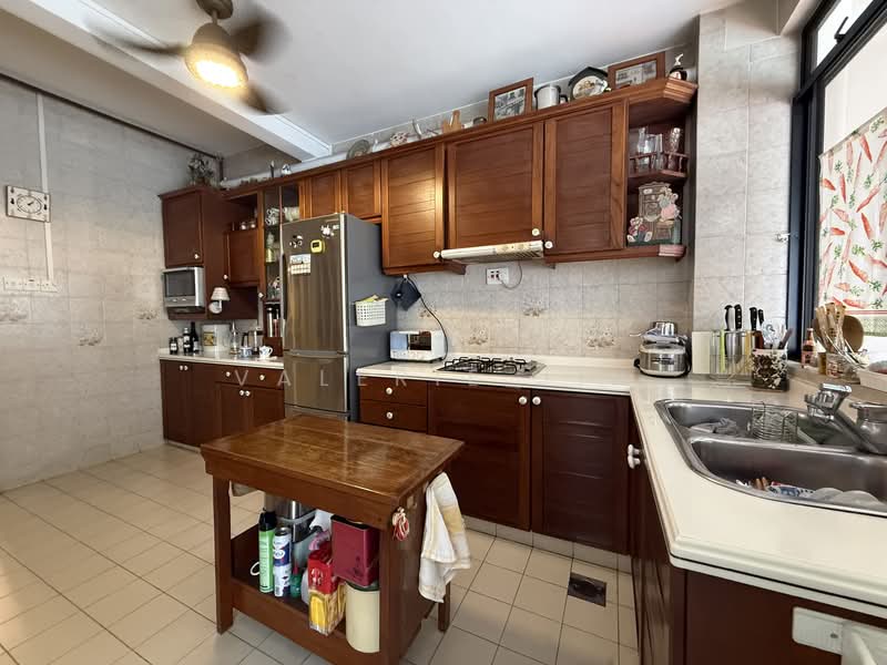 Lorong Gambir, Lorong Gambir, Room Rental, 180 sqft, Terraced House For Rent, by Valerie Jin, 500090562 - Kitchen - PropertyGuru.com.sg