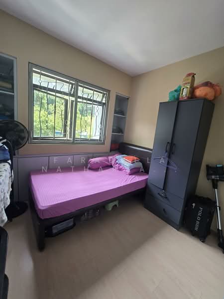 88 Telok Blangah Heights HDB Flat For Sale at S$ 890,000 | PropertyGuru Singapore - Bedroom