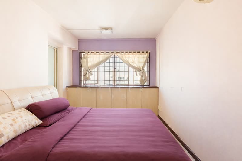 786D Woodlands Drive 60 HDB Flat For Sale at S$ 630,000 | PropertyGuru Singapore - Bedroom
