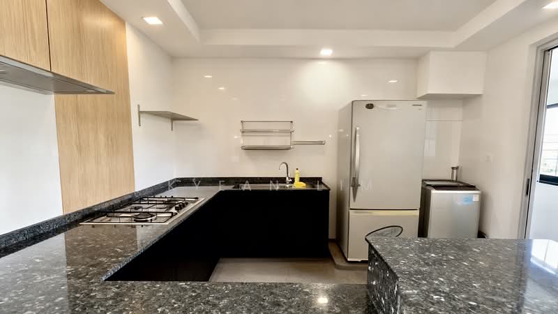 208 Pasir Ris Street 21, 208 Pasir Ris Street 21, 4 Bedrooms, 1,571 sqft, HDB Flat For Rent, by Kyean Lim, 500090570 - Kitchen - PropertyGuru.com.sg