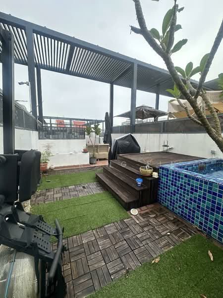 Suites 28, 28 Lorong 30 Geylang, 1 Bedroom, 930 sqft, Apartment For Rent, by Er Kang Lin, 500090575 - Exterior - PropertyGuru.com.sg