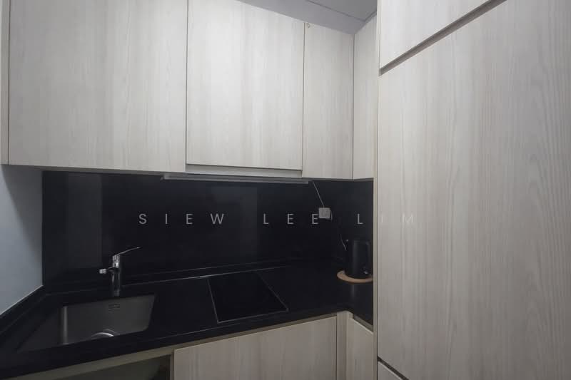 The Promenade @ Pelikat Condominium For Sale at S$ 1,300,000 | PropertyGuru Singapore - Kitchen
