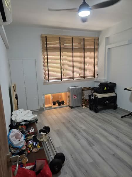 Loyang Valley Condominium For Sale at S$ 1,880,000 | PropertyGuru Singapore - Bedroom 