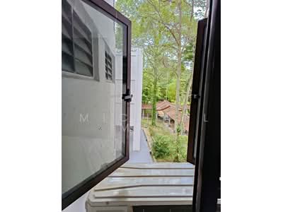 For Sale - 252 Bukit Batok East Avenue 5