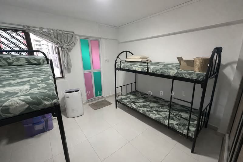 395 Yishun Ring Road HDB Flat For Sale at S$ 525,000 | PropertyGuru Singapore - Bedroom