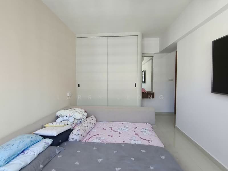 452A Bukit Batok West Avenue 6 HDB Flat For Sale at S$ 728,000 | PropertyGuru Singapore - Bedroom