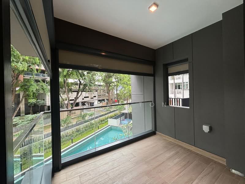 For Sale - Fyve Derbyshire