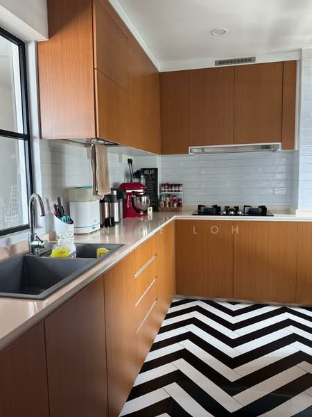 103 Lengkong Tiga HDB Flat For Sale at S$ 1,288,888 | PropertyGuru Singapore - Kitchen