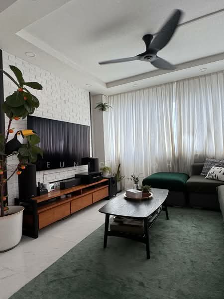 103 Lengkong Tiga HDB Flat For Sale at S$ 1,288,888 | PropertyGuru Singapore - Living Room