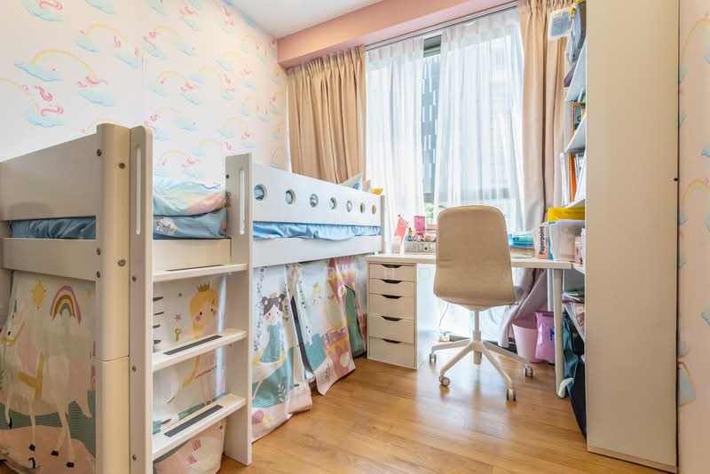 Commonwealth Towers Condominium For Sale at S$ 3,480,000 | PropertyGuru Singapore - Bedroom