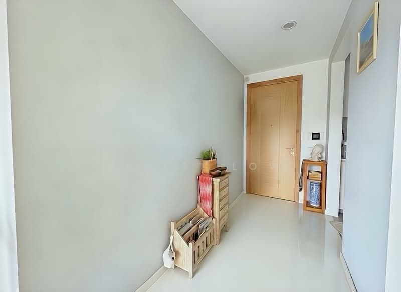 The Skywoods Condominium For Sale at S$ 1,880,000 | PropertyGuru Singapore - Corridor