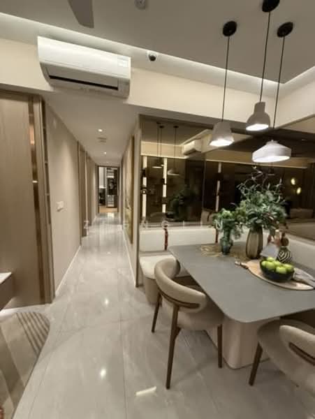 PARKTOWN Residence Condominium For Sale at S$ 3,288,000 | PropertyGuru Singapore - Corridor