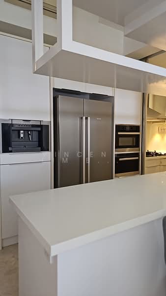 Jardin, 966 Dunearn Road, Room Rental, 120 sqft, Condominium For Rent, by Vincent Lim Boon Seng, 500090705 - PropertyGuru.com.sg