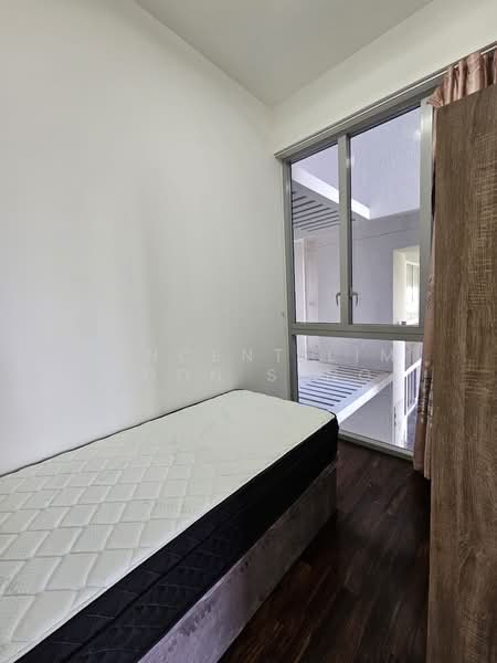 Jardin, 966 Dunearn Road, Room Rental, 120 sqft, Condominium For Rent, by Vincent Lim Boon Seng, 500090705 - PropertyGuru.com.sg