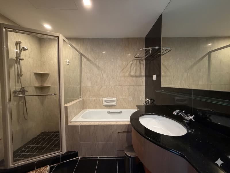 Costa Del Sol, 78 Bayshore Road, 4 Bedrooms, 1,475 sqft, Condominium For Rent, by Rex Tan, 500090710 - Master Bathroom - PropertyGuru.com.sg