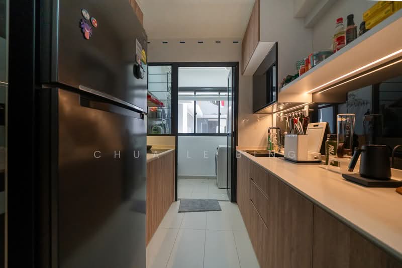 104A Bidadari Park Drive HDB Flat For Sale at S$ 780,000 | PropertyGuru Singapore - Kitchen