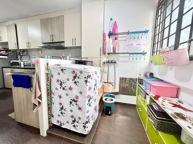 450 Tampines Street 42, 450 Tampines Street 42, Room Rental, 90 sqft, HDB Flat For Rent, by Angeline Tan, 500090719 - Kitchen - PropertyGuru.com.sg
