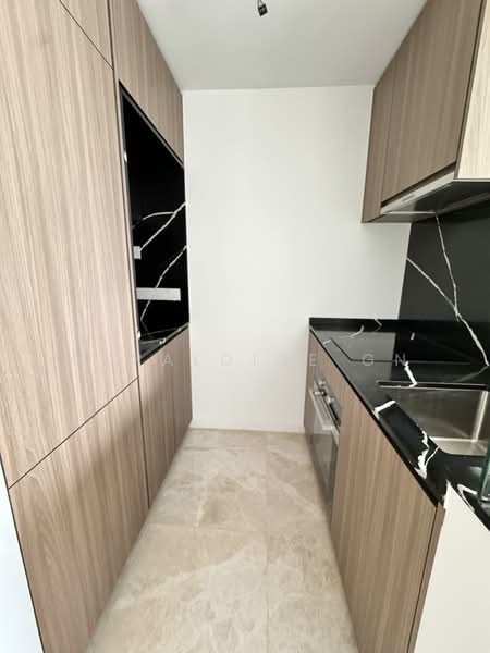 Irwell Hill Residences Condominium For Sale at S$ 1,750,000 | PropertyGuru Singapore