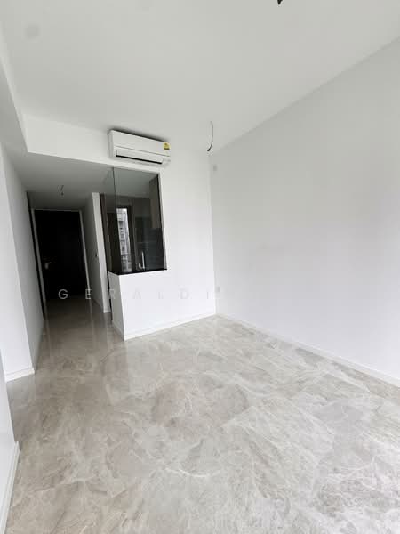 Irwell Hill Residences Condominium For Sale at S$ 1,750,000 | PropertyGuru Singapore - Interior