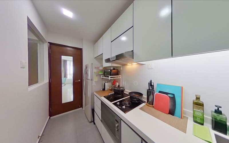 Suites @ Surrey, 6 Surrey Road, 2 Bedrooms, 893 sqft, Apartment For Rent, by Ian Ho, 500090749 - Kitchen - PropertyGuru.com.sg