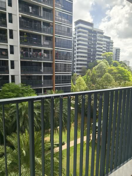 Coco Palms Condominium For Sale at S$ 1,260,000 | PropertyGuru Singapore - Exterior