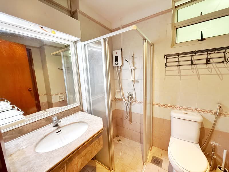 Changi Court, 698 Upper Changi Road East, 2 Bedrooms, 840 sqft, Condominium For Rent, by Vincent Chan, 500090762 - Bathroom - PropertyGuru.com.sg