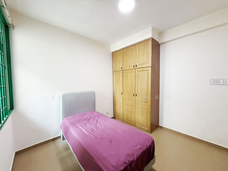 Changi Court, 698 Upper Changi Road East, 2 Bedrooms, 840 sqft, Condominium For Rent, by Vincent Chan, 500090762 - Bedroom - PropertyGuru.com.sg