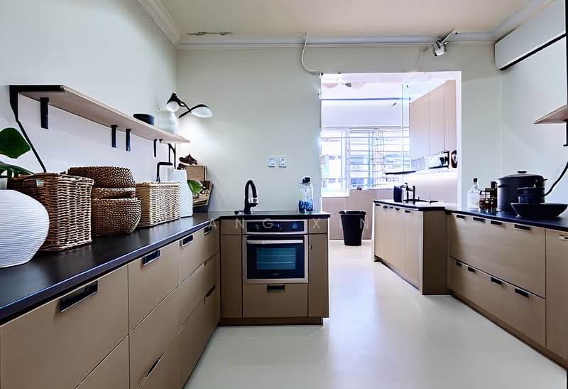 470 Pasir Ris Drive 6 HDB Flat For Sale at S$ 628,000 | PropertyGuru Singapore - Kitchen - Virtually Staged