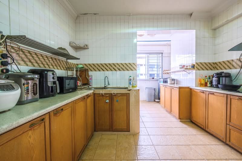 470 Pasir Ris Drive 6 HDB Flat For Sale at S$ 628,000 | PropertyGuru Singapore - Kitchen