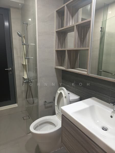 Coco Palms, 21 Pasir Ris Grove, 2 Bedrooms, 742 sqft, Condominium For Rent, by Johnny Koh, 500090770 - Bathroom - PropertyGuru.com.sg