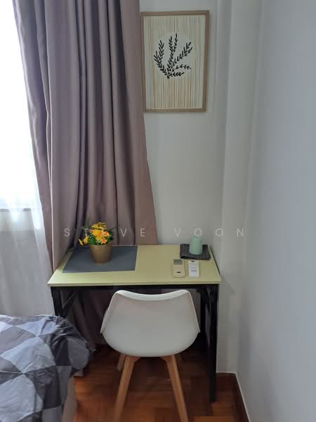 Parc Oasis, 35 Jurong East Avenue 1, Room Rental, 60 sqft, Condominium For Rent, by Steve Voon, 500090771 - Study - PropertyGuru.com.sg