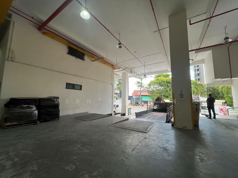 CSI Distribution Centre, 2 Kim Chuan Drive, 5,750 sqft, Factory / Workshop (B2) For Rent, by Vernetta Tan, 500090780 - Exterior - CommercialGuru.com.sg