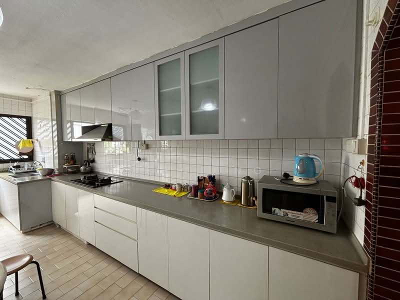 463 Jurong West Street 41 HDB Flat For Sale at S$ 395,000 | PropertyGuru Singapore - Kitchen