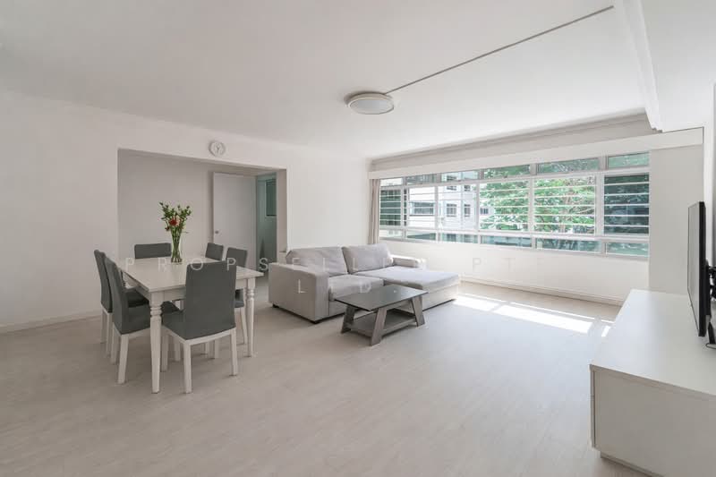 For Sale - 242 Pasir Ris Street 21