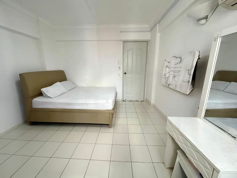 389 Yishun Avenue 6 HDB Flat For Sale at S$ 518,000 | PropertyGuru Singapore - Bedroom